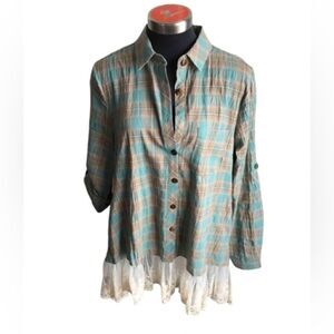Grace & Emma Plaid Button-Up Shirt with Lace Hem S/M